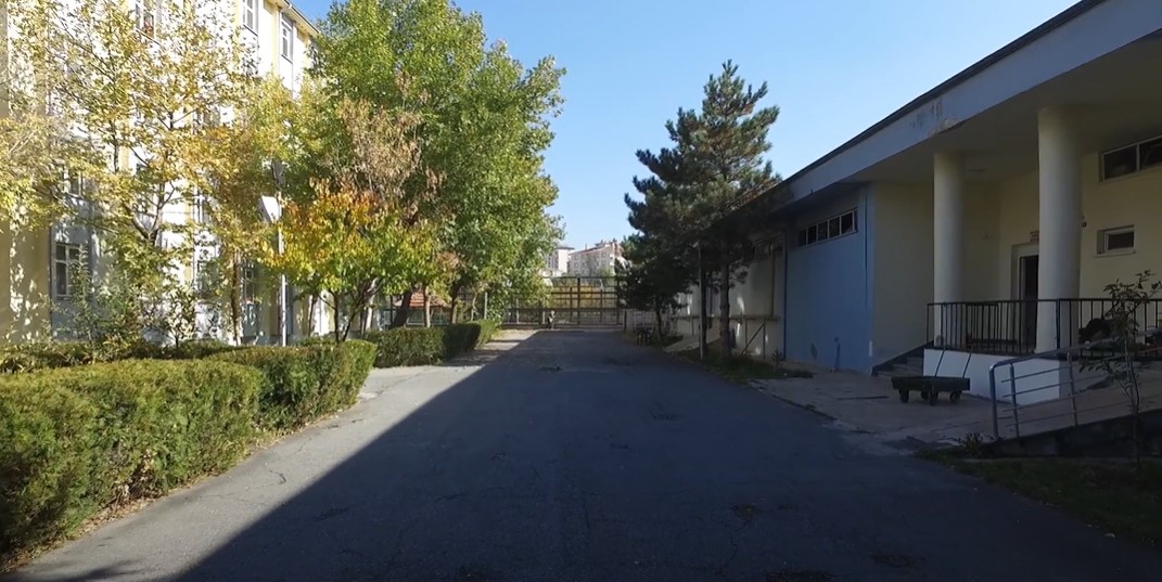 Yurt Binası