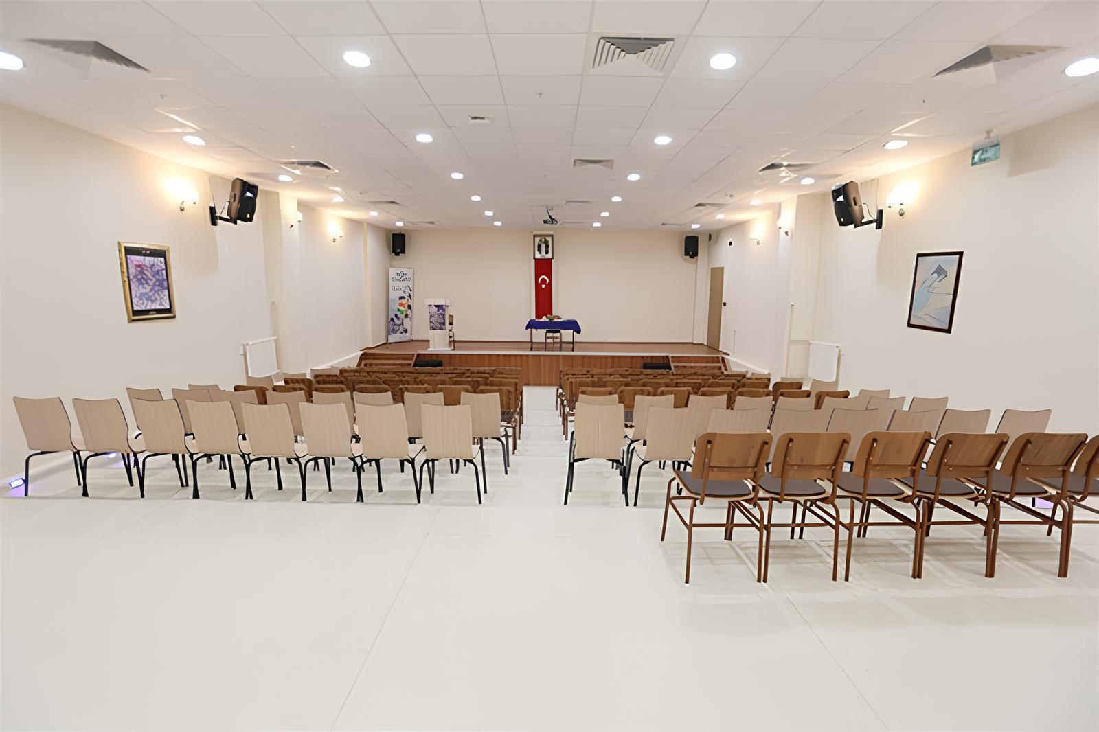 Etkinlik Salonu