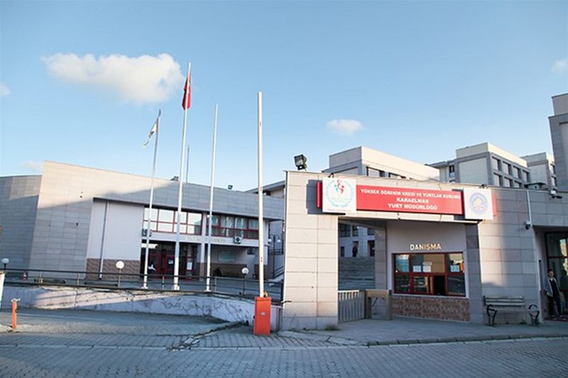 Karaelmas Yurdu Binası